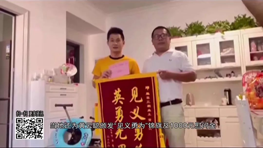 DƬ
